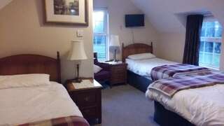 Отели типа «постель и завтрак» Clonard Farm B&B Clonard Четырехместный номер с собственной ванной комнатой-3